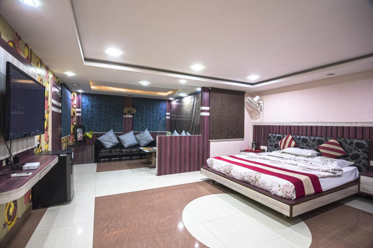 Hotel Shree Vinayak Palace Бхопал Экстерьер фото