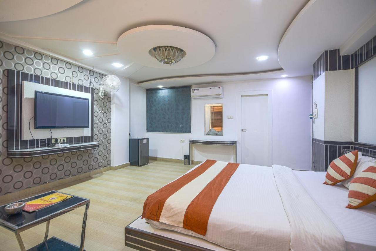 Hotel Shree Vinayak Palace Бхопал Экстерьер фото